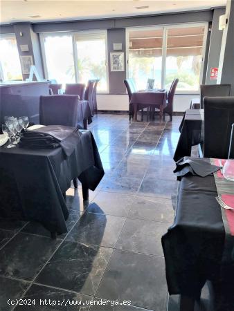 SE VENDE RESTAURANTE EN PRIMERA LINEA DE LA PLAYA DEL CURA - ALICANTE