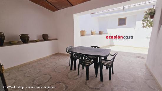 CASA EN VENTA EN PEDROCHE - CORDOBA