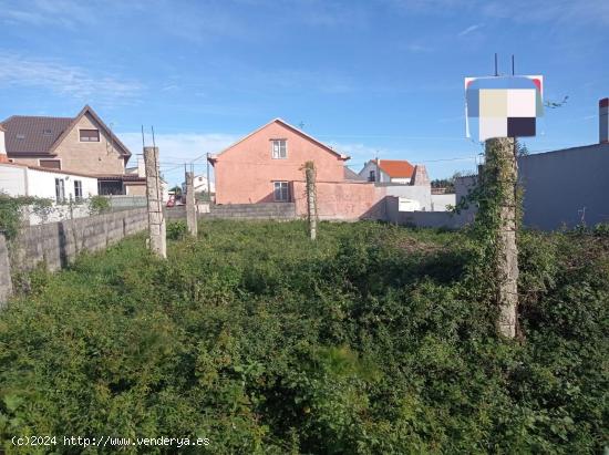 TERRENO EN AGUIÑO A 300 METROS DE LA PLAYA - A CORUÑA