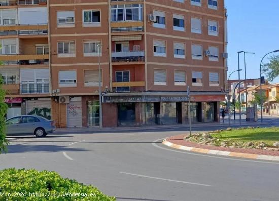 Se vende local comercial exclusivo frente a El Corte Inglés en Cartagena - MURCIA