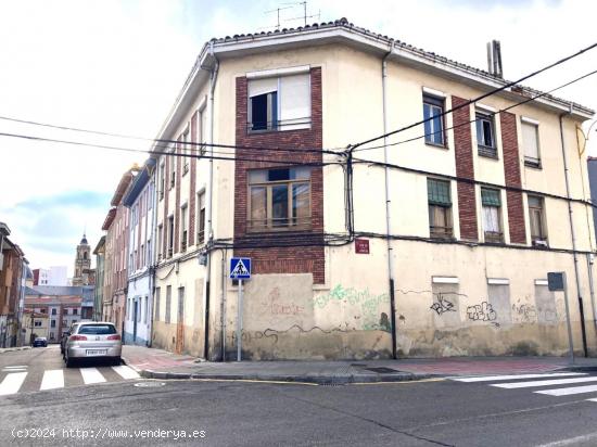 Oportunidad para inversores: edificio en barrio San Esteban - LEON