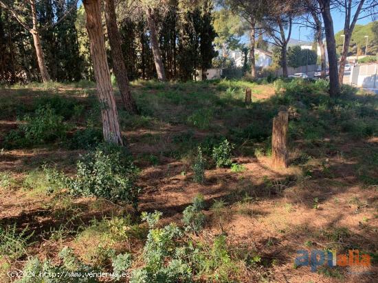 Ubicado en la zona de La Fornaca - BARCELONA