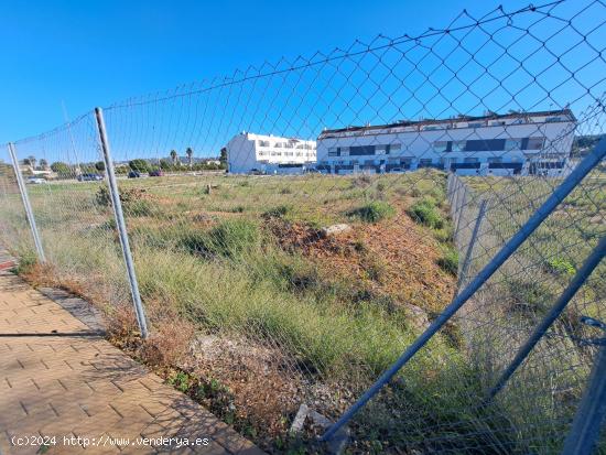 Se vende parcela en terreno urbanizable de 400 m2 en Carcaixent. - VALENCIA