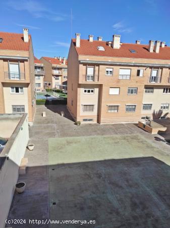 Amplio duplex con fantásticas vistas y terraza - CIUDAD REAL