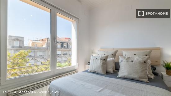 Habitaciones en alquiler en el apartamento de 5 dormitorios en Sarrià-Sant Gervasi - BARCELONA