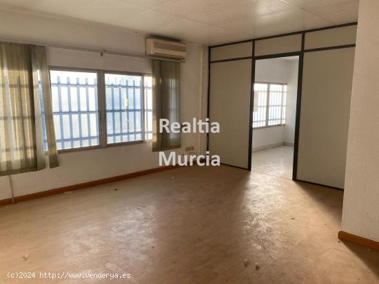 NAVE EN VENTA EN EL POLIGONO OESTE DE ALCANTARILLA - MURCIA