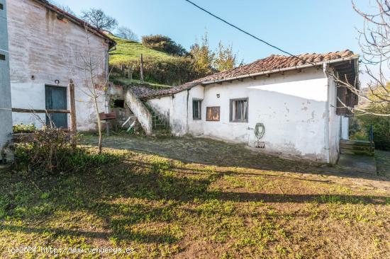 CASA EN VENTA CON PARCELA EN ORIELLA - ASTURIAS