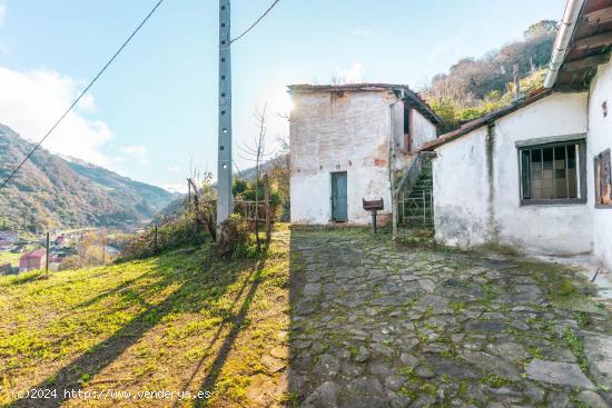 CASA EN VENTA CON PARCELA EN ORIELLA - ASTURIAS