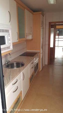 INMOBILIARIA ARBETETA VENDE PISO DE DOS DORMITORIOS EN ZONA BEJANQUE, GUADALAJARA - GUADALAJARA