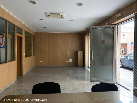 CASABANCO  VENDE LOCAL  OFICINA EN VILLANUEVA DE LA SERENA - BADAJOZ