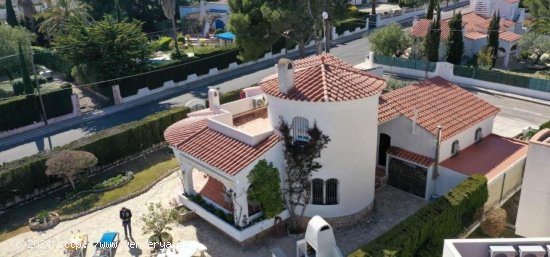 Villa en venta en L Ametlla de Mar (Tarragona)