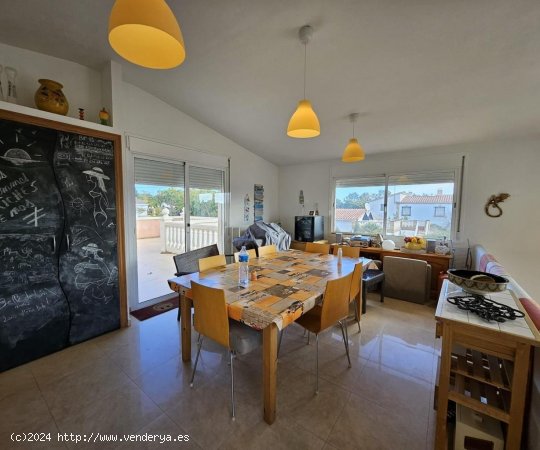 Villa en venta en L Ametlla de Mar (Tarragona)