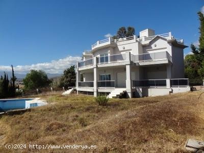 Parcela en venta en Estepona (Málaga)