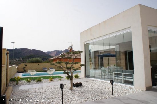  Villa en venta en La Romana (Alicante) 