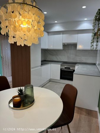 Apartamento en venta en Alicante (Alicante)