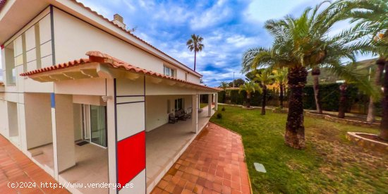 Villa en venta en Alfaz del Pi (Alicante)