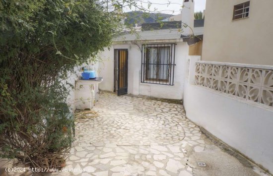 Villa en venta en Alfaz del Pi (Alicante)