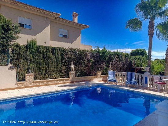  Villa en venta en La Nucia (Alicante) 