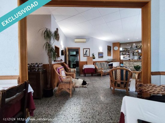 Hostal en funcionamiento en la Costa Brava