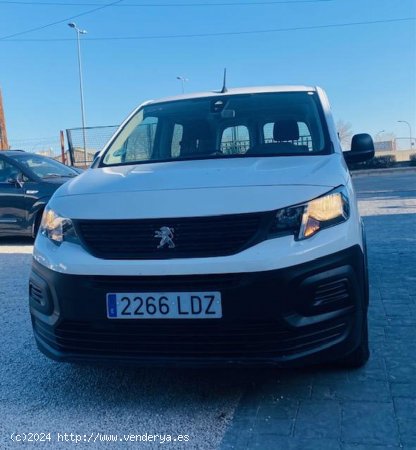 Peugeot Rifter Access Standard BlueHDi 73kW - Arganda del Rey