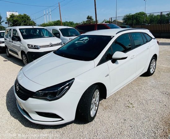 Opel Astra 1.6CDTI 81KW 110CV BUSINESS ST - Arganda del Rey