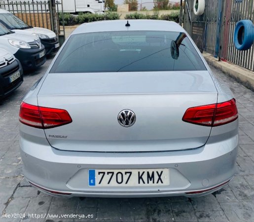 Volkswagen Passat ADVANCE 1.6TDI 88kW 120CV - Arganda del Rey