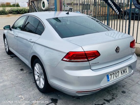 Volkswagen Passat ADVANCE 1.6TDI 88kW 120CV - Arganda del Rey