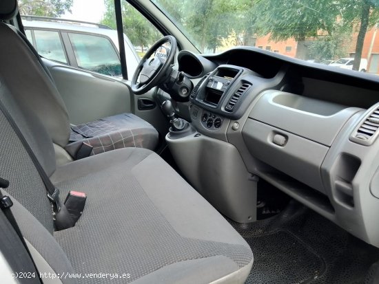 Opel Vivaro 2.0 - Cornellà