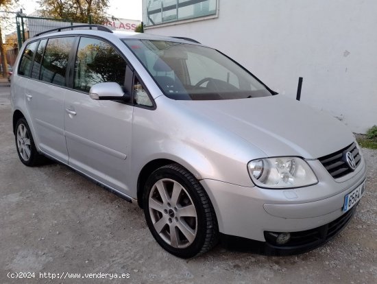  Volkswagen Touran 2004 - Cornellà 