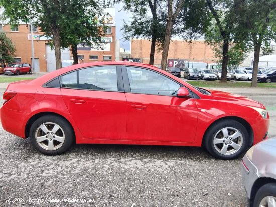 Chevrolet Cruze 1.6 - Cornellà