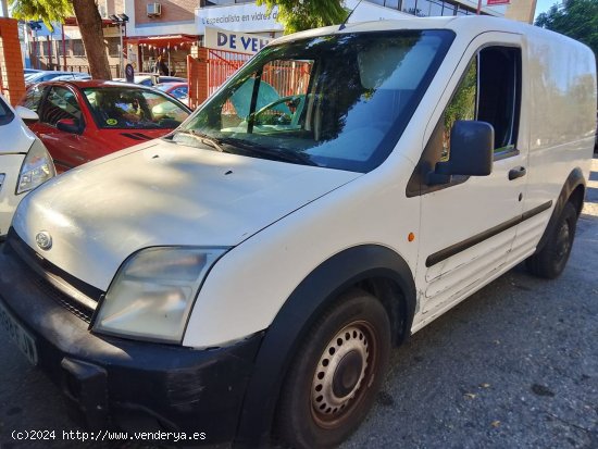  Ford Transit Connect 1.8 - Cornellà 