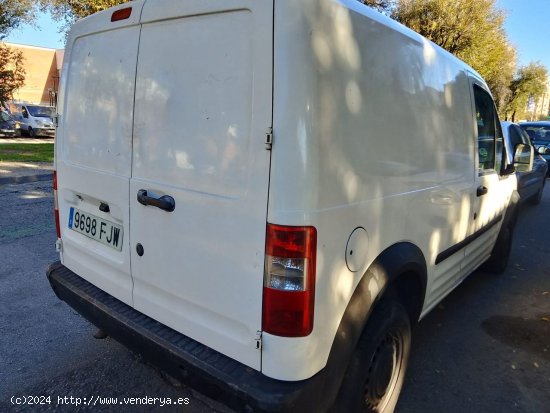 Ford Transit Connect 1.8 - Cornellà