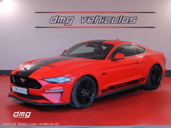 Ford Mustang 5.0 TiVCT V8 331KW Mustang GT AT Fastback 2p 450Cv - Rubí