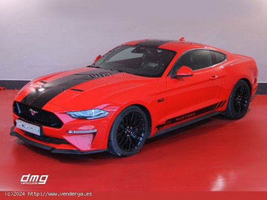 Ford Mustang 5.0 TiVCT V8 331KW Mustang GT AT Fastback 2p 450Cv - Rubí