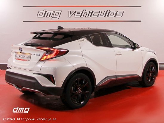 Toyota C-HR 1.8 125H Style Plus 5p. 122Cv - Rubí