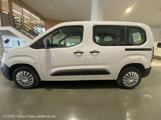 Citroën Berlingo Combi BlueHDi S&S Talla M Live Pack Business 100 - GARANTIA FÁBRICA 02/2026 - Bar