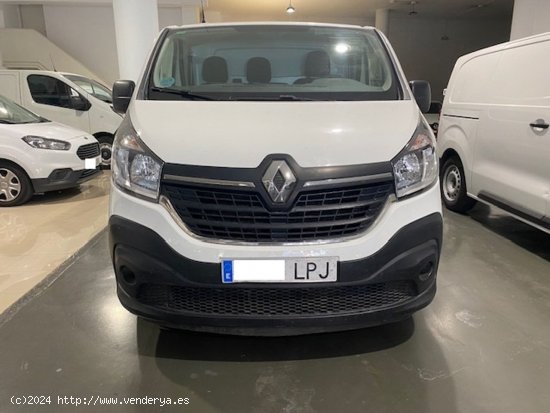 Renault Trafic Furgón 29 L2H1 dCi 120cv - GARANTIA MECANICA - Barcelona