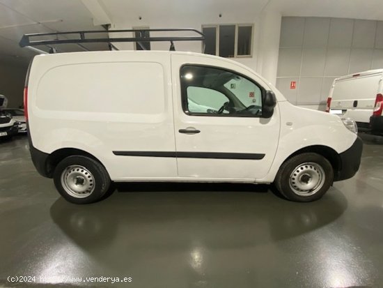 Renault Kangoo Fg. 1.5dCi Profesional 75cv. - GARANTIA MECANICA - Barcelona