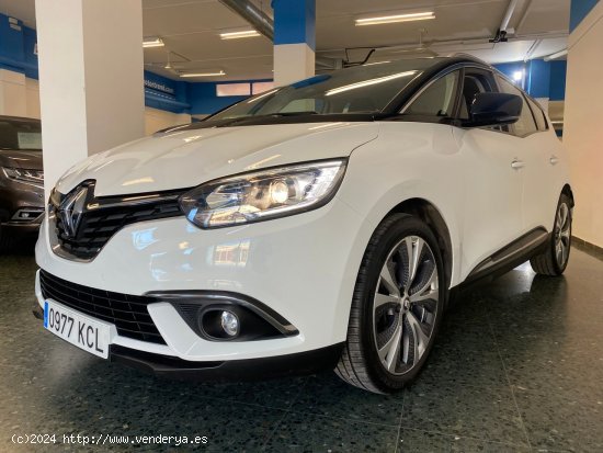  Renault Grand Scénic 1.5 DCI ZEN AUTO 7 PLAZAS - Castelldefels 