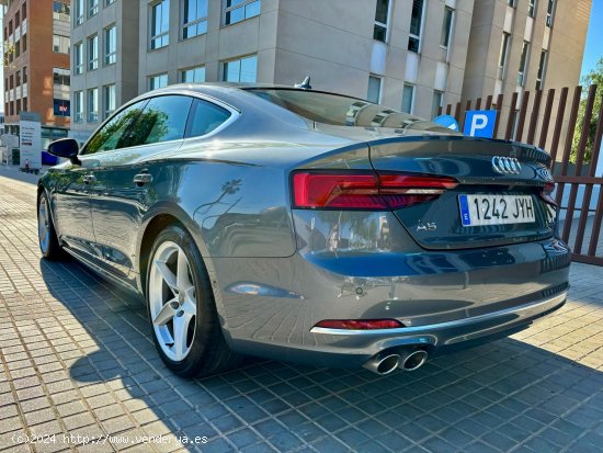 Audi A5 Sportback 3.0 TDI STronic Quattro 218cv - Sant Just Desvern