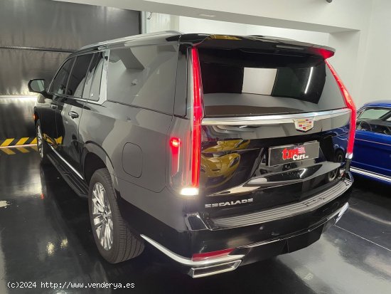 Cadillac Escalade ESV PREMIUM LUXURY - Terrassa