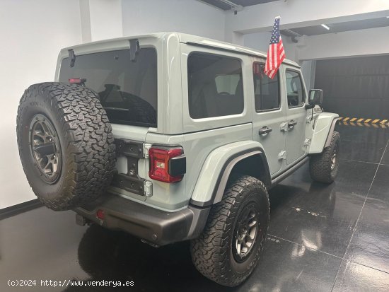 Jeep Wrangler Rubicon Hemi 392 - Terrassa