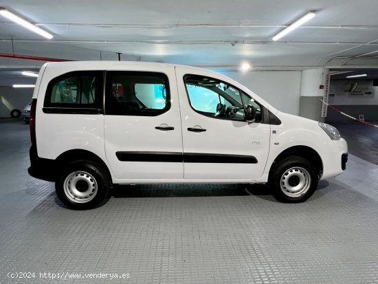 Citroën Berlingo Dangel 4x4. 1.6 Combi Live Edition 100cv. Impecable!!! - Barcelona