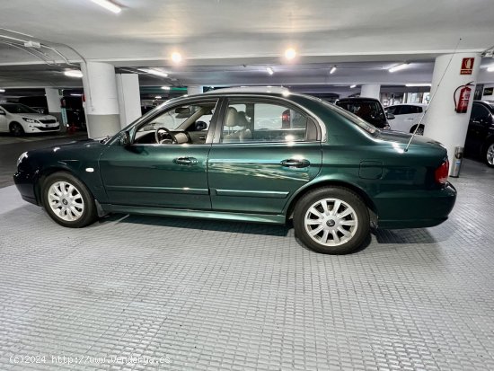 Hyundai Sonata 2.0 GLS 16V 130cv. Muy cuidado. Lujo Ejecutivo !!! - Barcelona