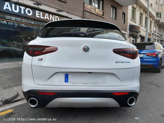 Alfa Romeo Stelvio 2.0  TURBO 16V AT8-Q4 - Barcelona