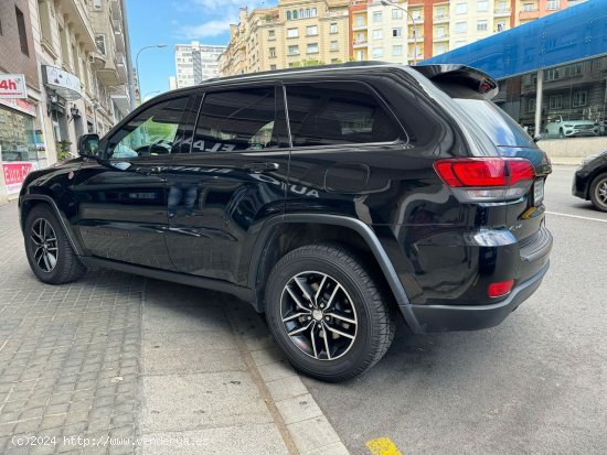 Jeep Grand Cherokee 3.0 CRD TRAILHAWK - Barcelona