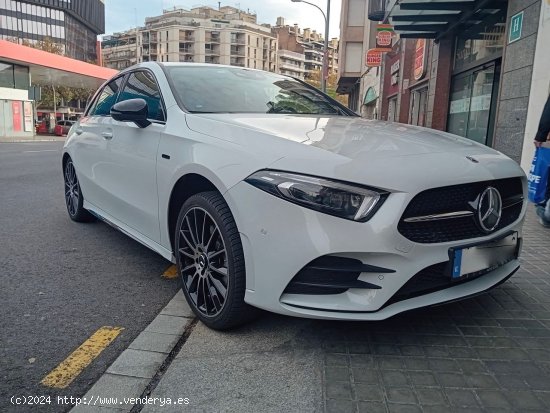 Mercedes Clase A 250e Amg Line - Barcelona