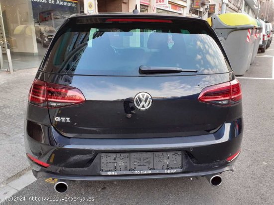 Volkswagen Golf 2.0 TSI GTI DSG - Barcelona