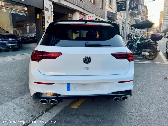 Volkswagen Golf R - Barcelona