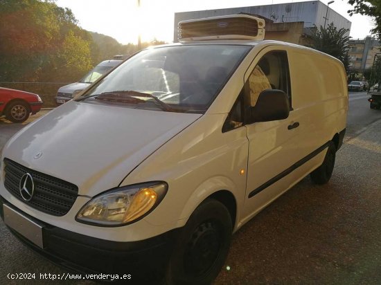 Mercedes Vito FRIGORIFICO Furgon isotermo con aparato de frio marca carrier modelo xarios 200 de con